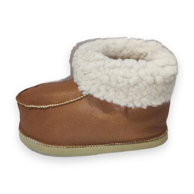 Botas de cuero y corderito para niño