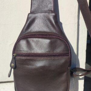 Morral de cuero cruzado
